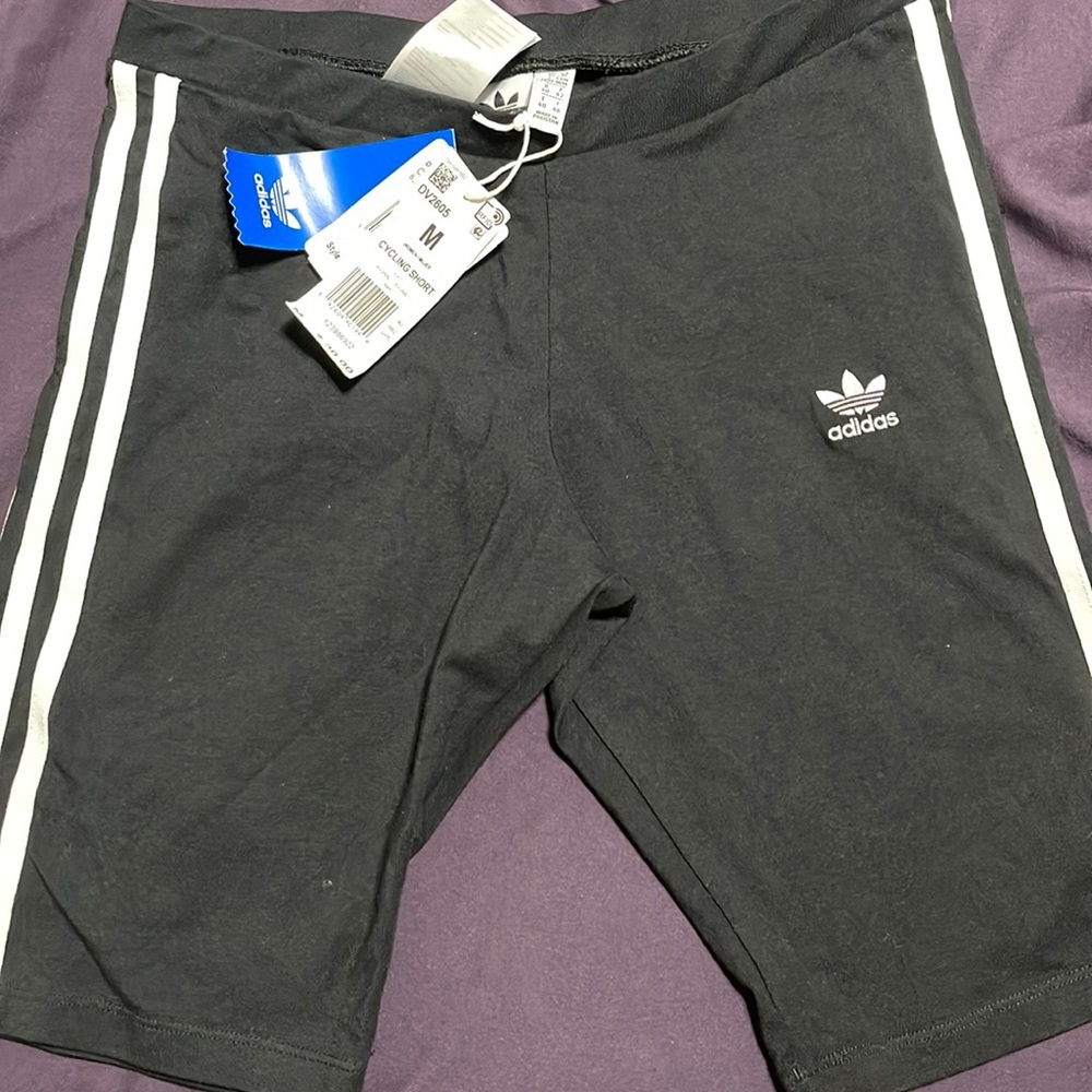 Adidas biker shorts medium
